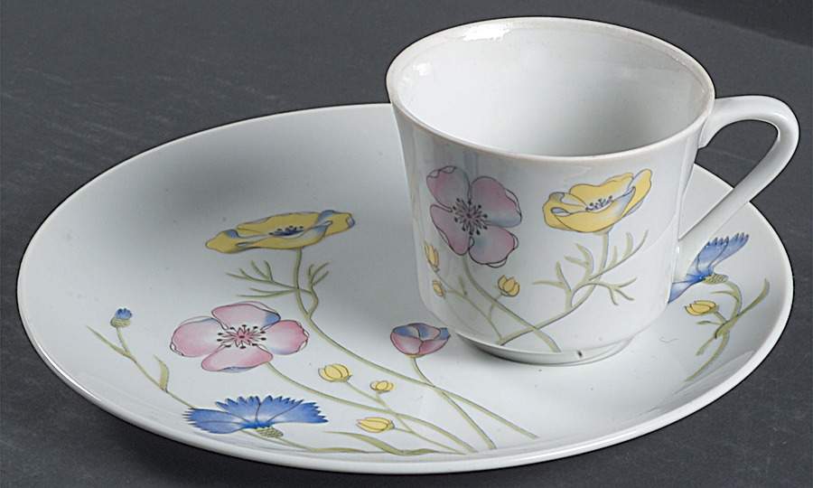 Flower Garden Snack Plate & Cup Set by Seymour Mann-1