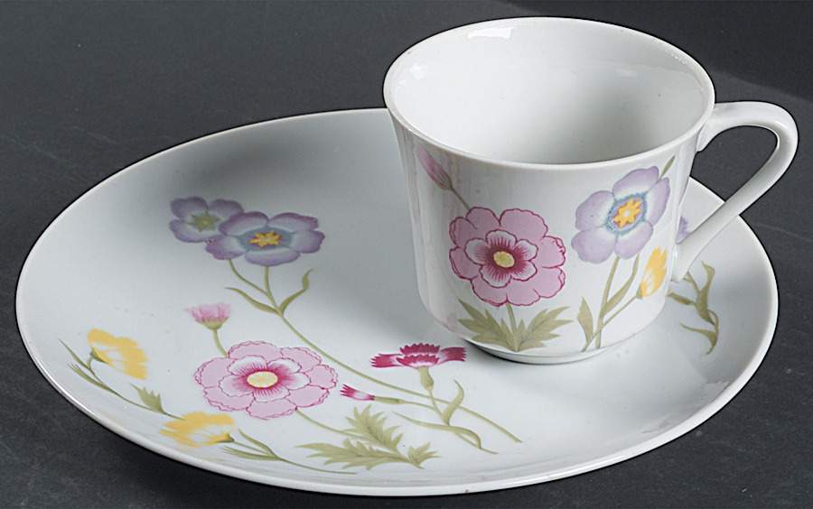 Flower Garden Snack Plate & Cup Set by Seymour Mann-1