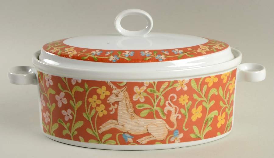 Flemish Tapestry 2 Quart Oval Covered Casserole by Seymour Mann-1