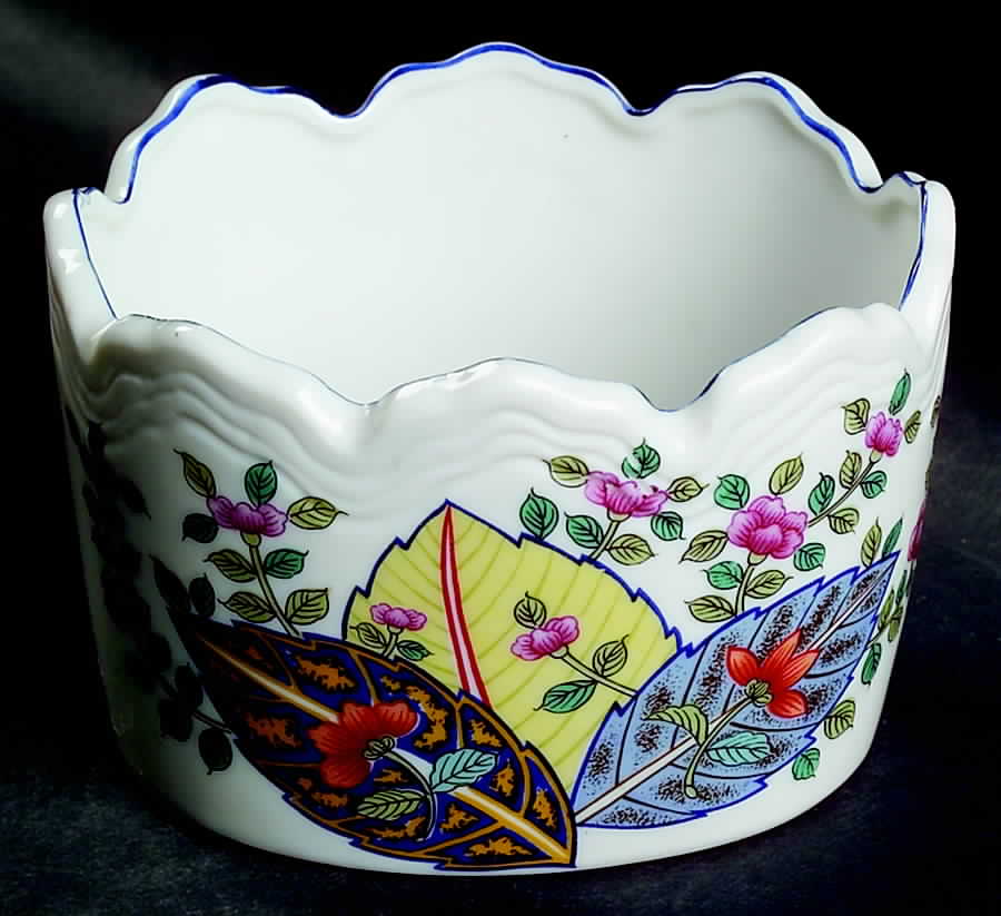 Tobacco Leaf Small Cachepot by Seymour Mann-1