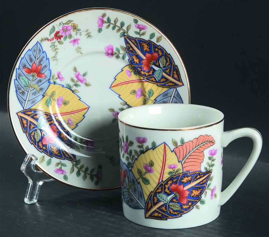 Tobacco Leaf Flat Cup & Saucer Set by Seymour Mann-1