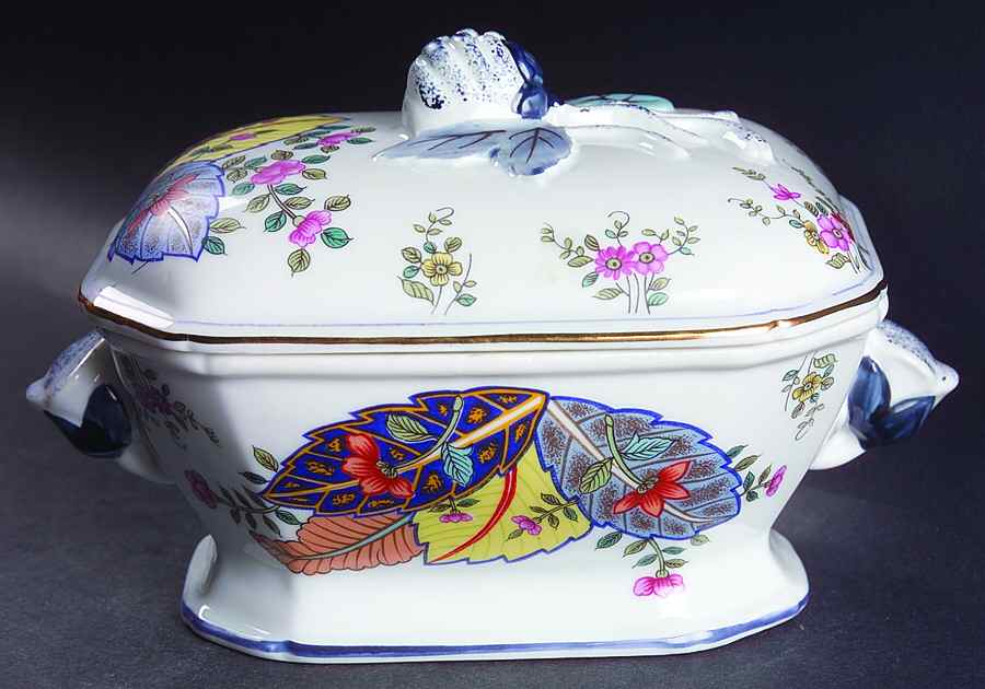 Tobacco Leaf Sauce Boat & Lid by Seymour Mann-1