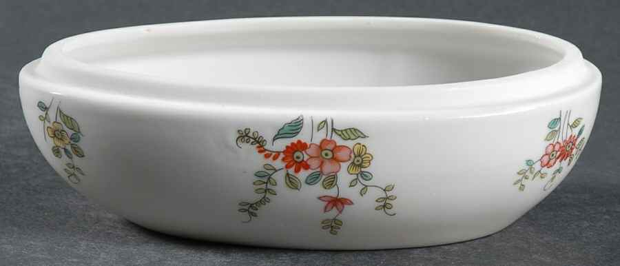Tobacco Leaf Large Egg Box No Lid by Seymour Mann-1