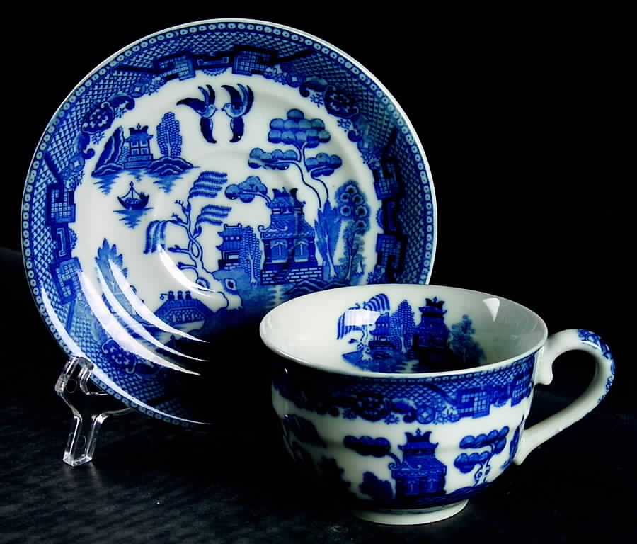 Willow Blue Flat Cup & Saucer Set by Maruta-1