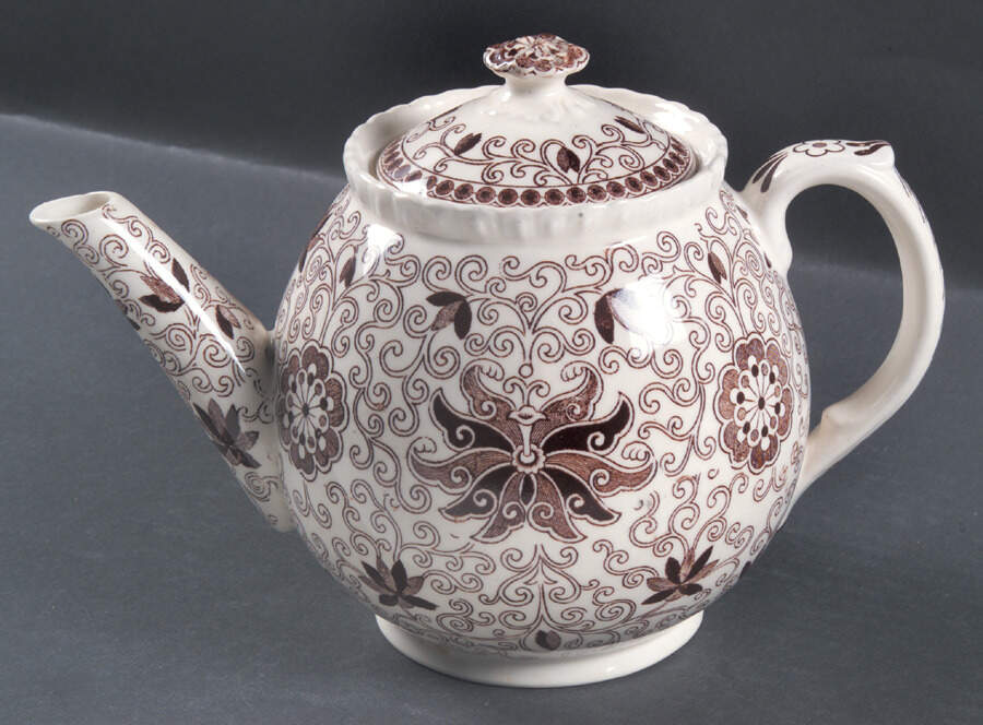 Bow Bells Brown Teapot & Lid by Mason's-1