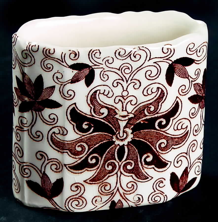 Bow Bells Brown Cigarette Holder by Mason's-1