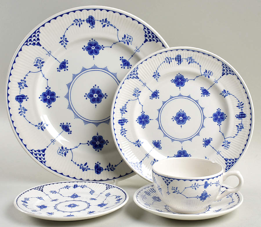 Denmark Blue 5 Piece Place Setting by Mason's-1