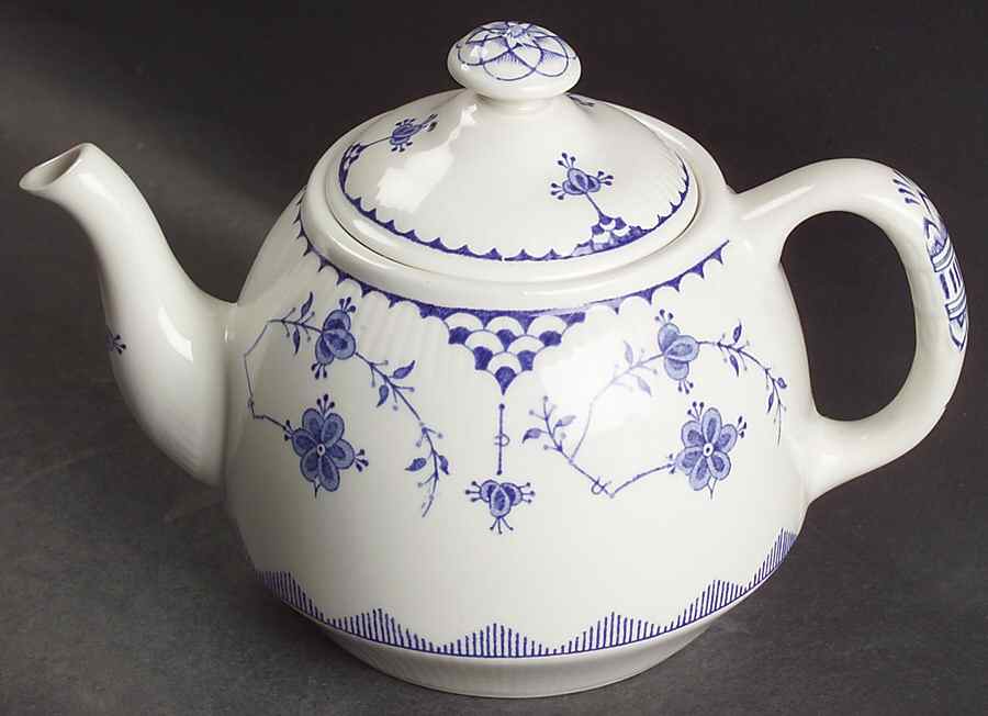 Denmark Blue Mini Teapot & Lid by Mason's-1