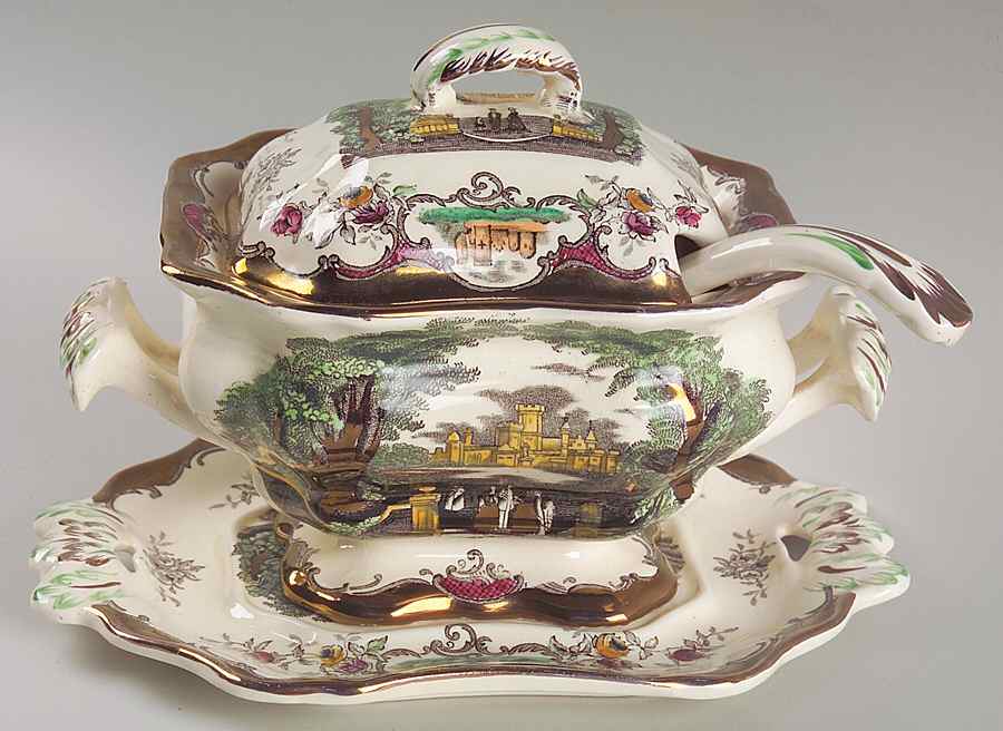 Leeds Sauce Boat & Lid & Underplate & Ladle by Mason's-1