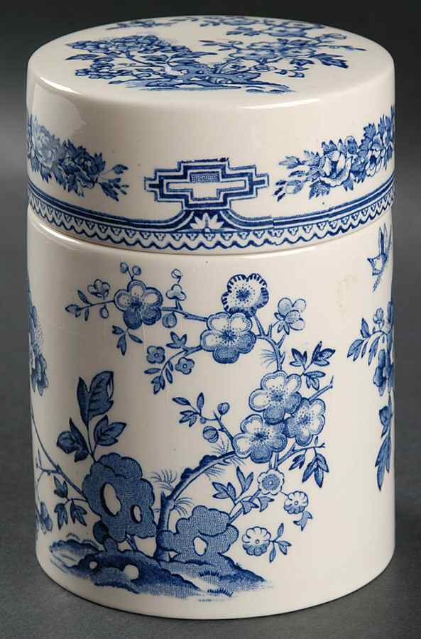 Manchu Blue Peking Jar & Lid by Mason's-1