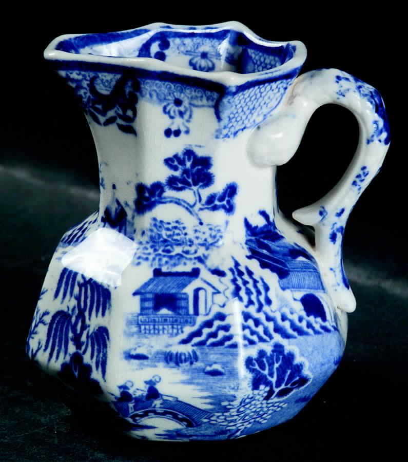 MAS2 8 Oz Hydra Jug by Mason's-1