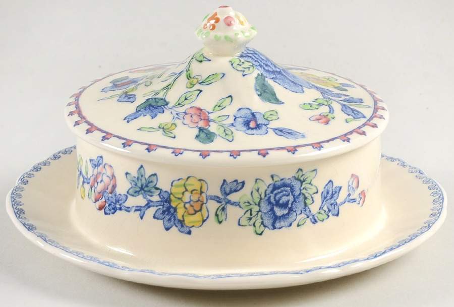 Regency Plantation Colonial Round Covered Butter by Mason's-1