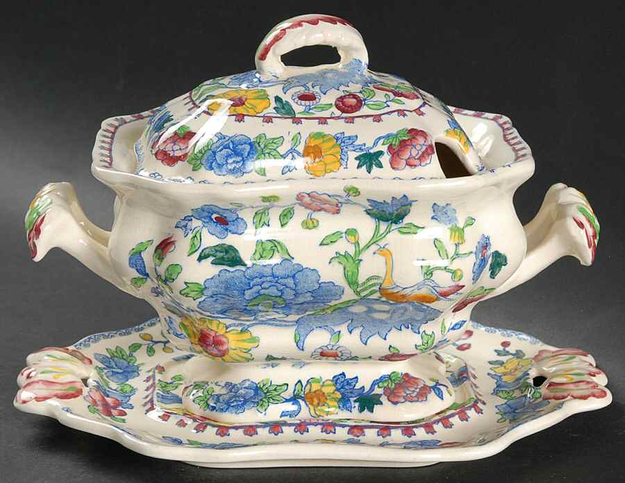 Regency Plantation Colonial Sauce Boat & Lid & Underplate by Mason's-1