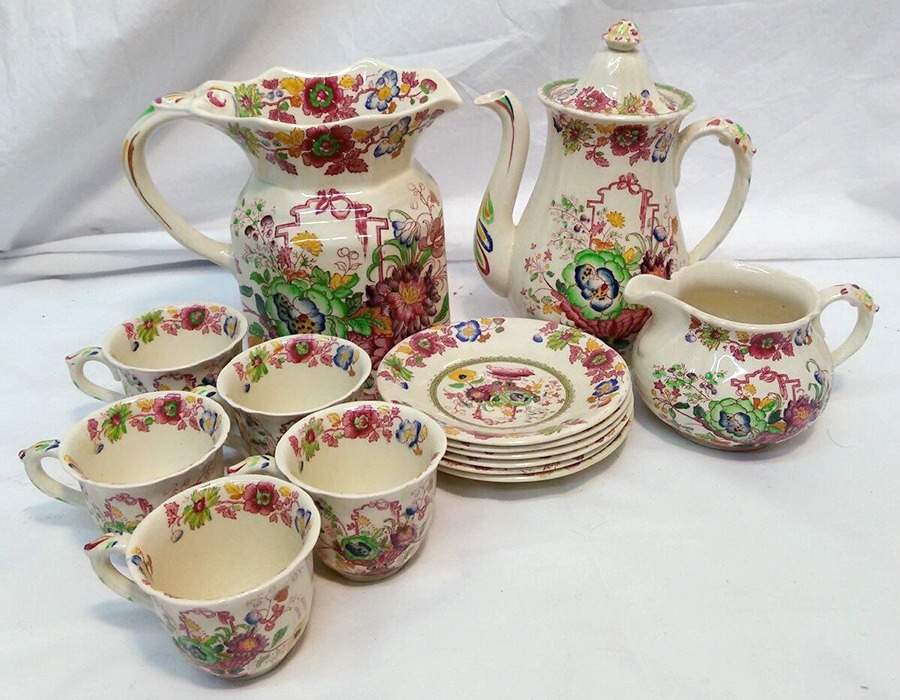 Strathmore Pink Multicolor 40 Oz Fenton Jug by Mason's-1
