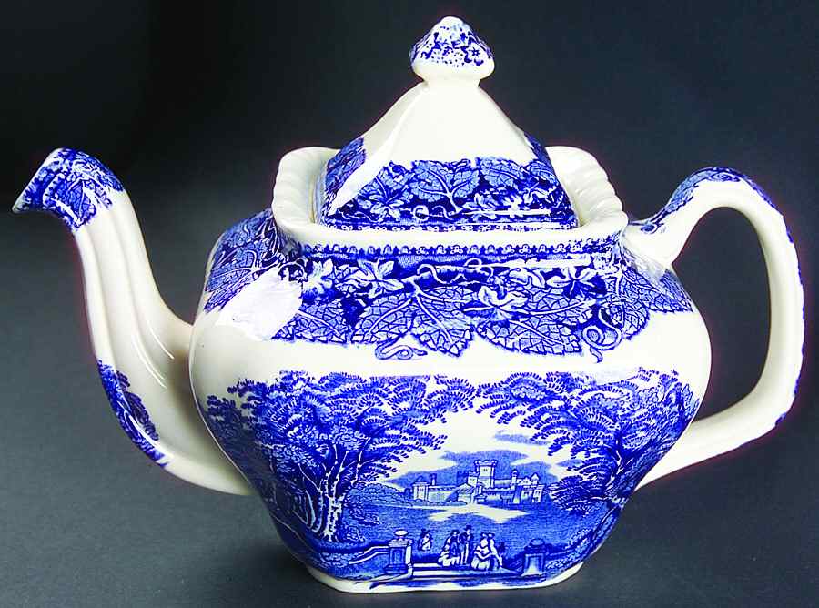 Vista Blue Teapot & Lid by Mason's-1