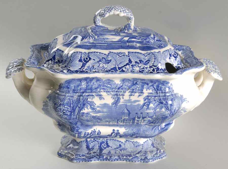 Vista Blue Large Bedford Tureen & Lid by Mason's-1