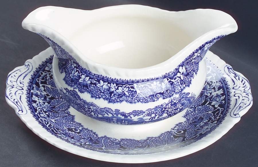Vista Blue Gravy Boat with Attached Underplate by Mason's-1