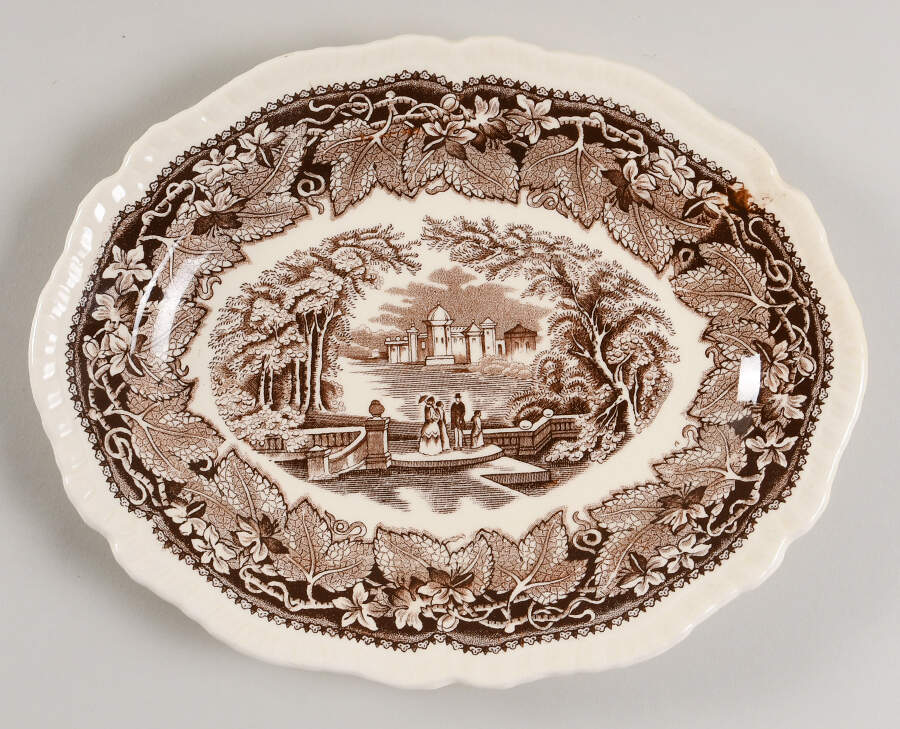 Vista Brown (No Trim) 9" Oval Serving Platter by Mason's-1