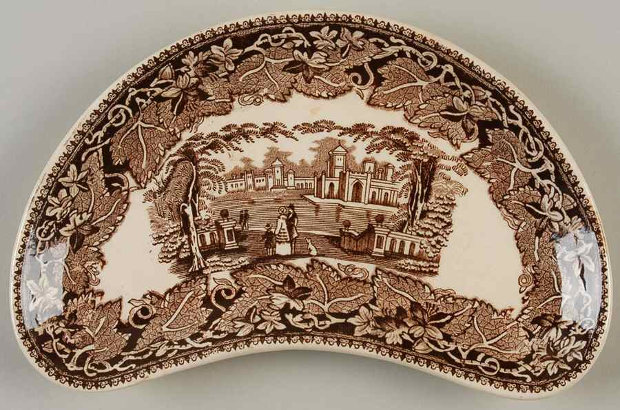 Vista Brown (No Trim) Crescent Salad Plate by Mason's-1