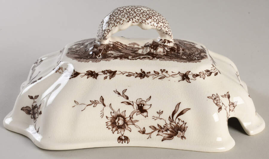 Watteau Brown Lid for Tureen by Mason's-1