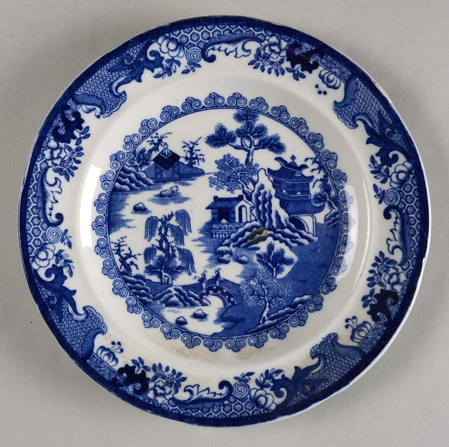 Willow Blue (Design On Edge) Salad Plate by Mason's-1