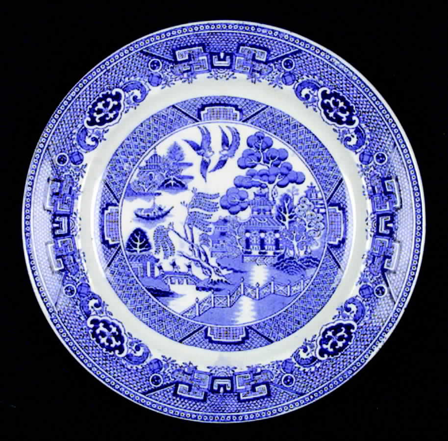 Willow Dinner Plate by Petrus Regout & Co-1