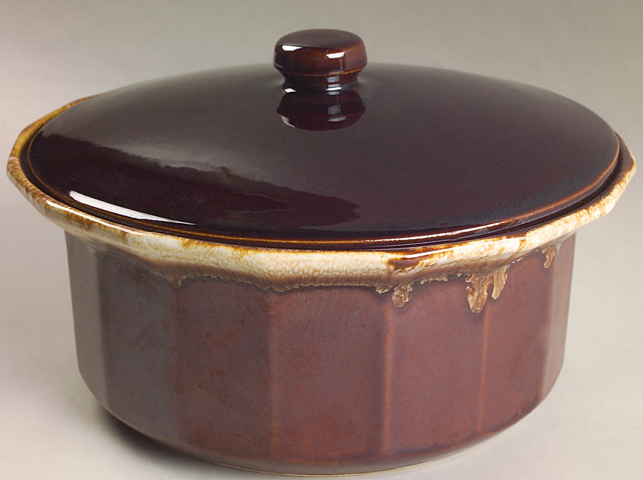 Brown Drip 2.5 Qt Round Covered Casserole by Nelson McCoy-1