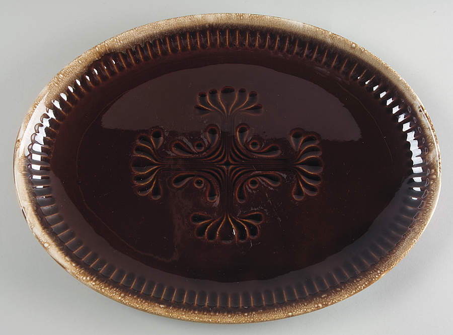 Brown Drip 13" Oval Serving Platter by Nelson McCoy-1