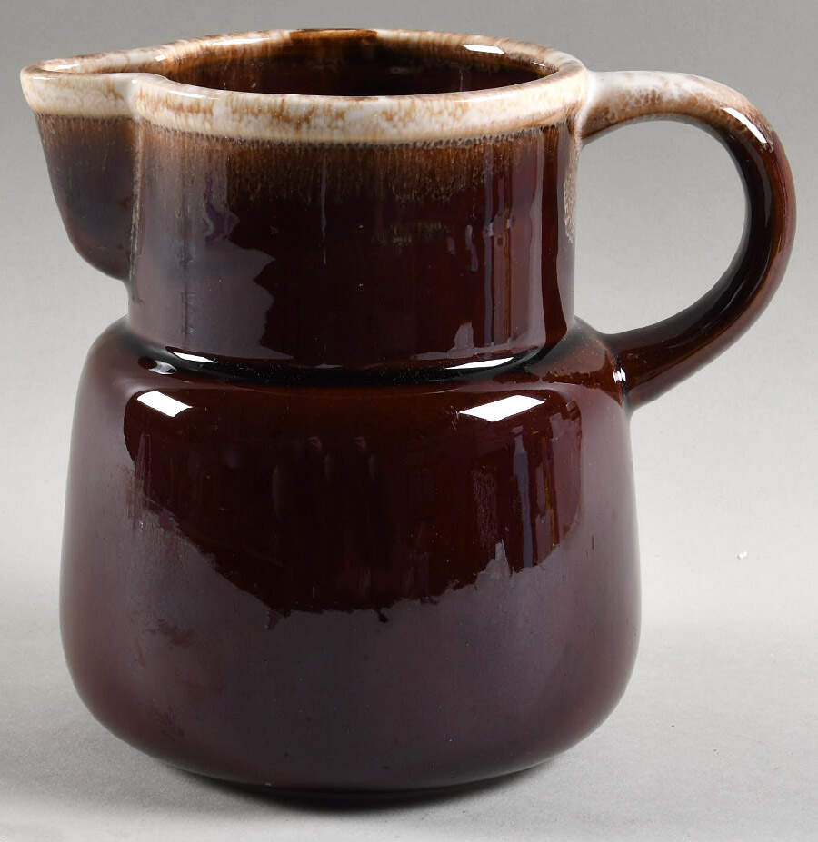 Brown Drip 32 Oz Jug by Nelson McCoy-1