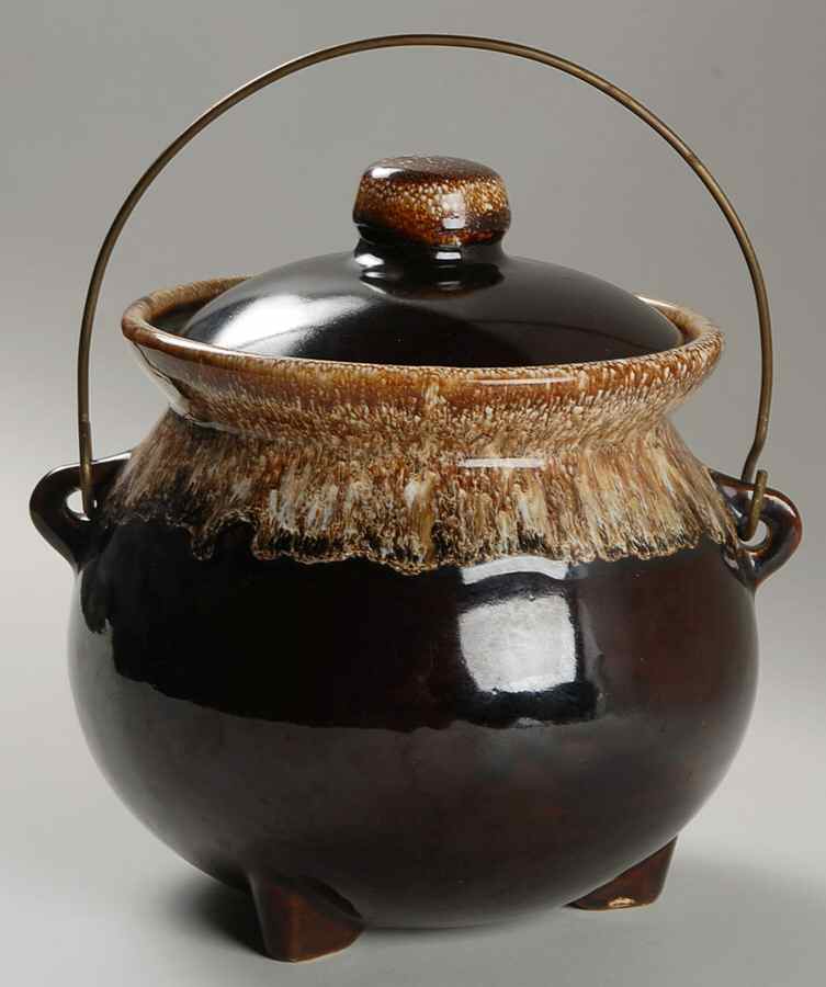 Brown Drip Bean Pot & Lid by Nelson McCoy-1