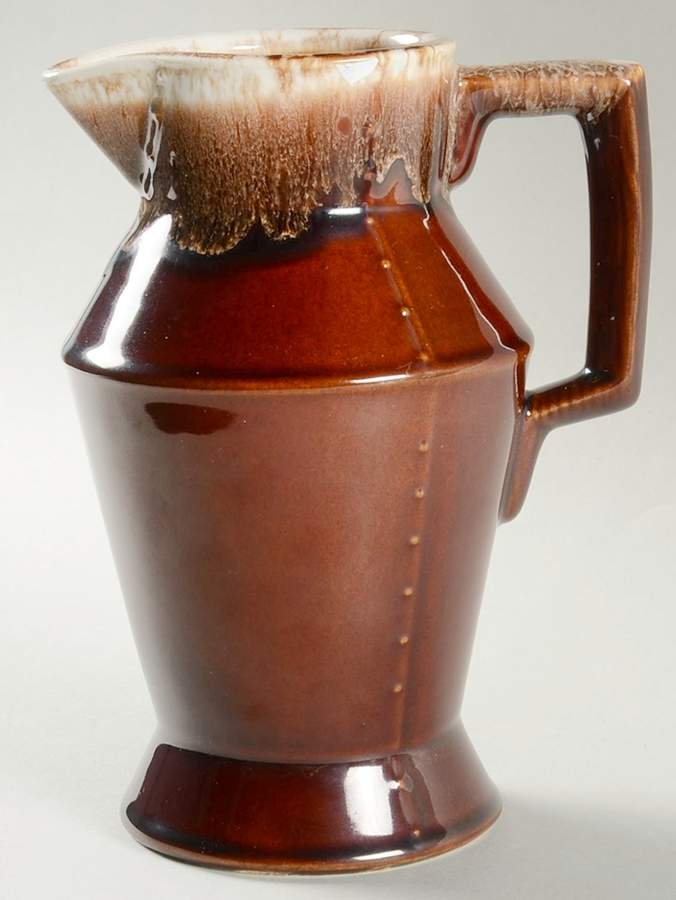 Brown Drip 32 Oz Jug by Nelson McCoy-1
