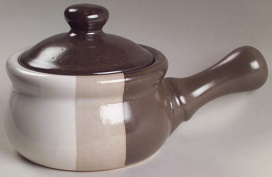 Sandstone Individual Casserole & Lid by Nelson McCoy-1