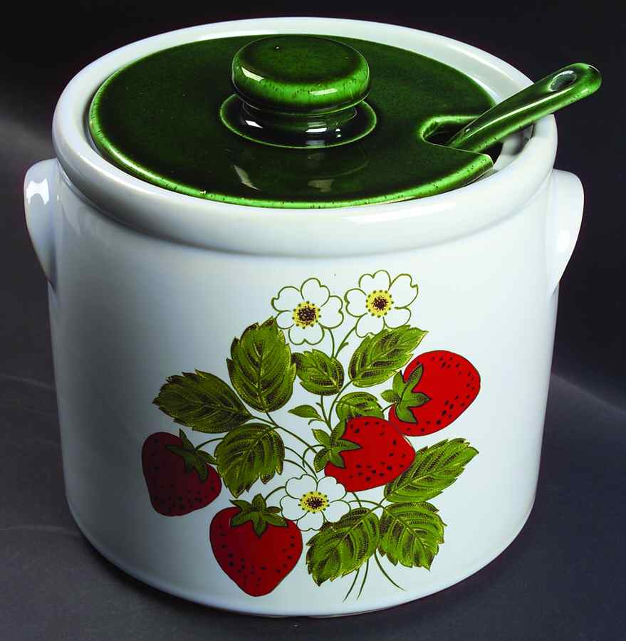 Strawberry Country Tureen & Lid w/Ladle by Nelson McCoy-1