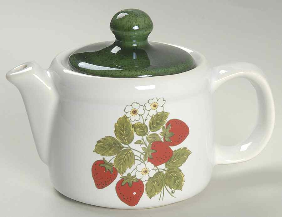 Strawberry Country Individual Teapot & Lid by Nelson McCoy-1