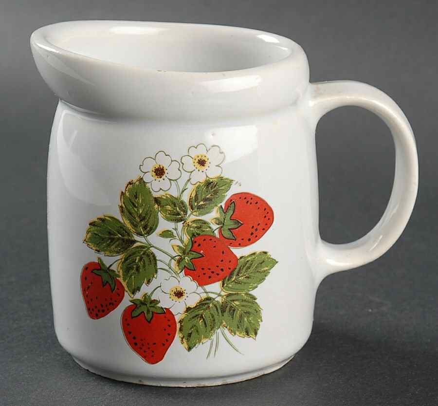 Strawberry Country Creamer by Nelson McCoy-1