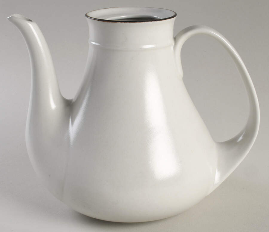 MCI3 Teapot No Lid by Mancioli-1