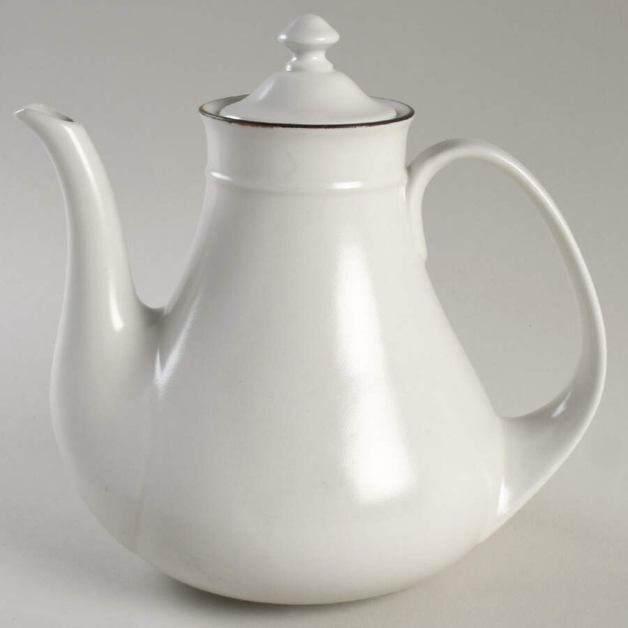 MCI3 Teapot & Lid by Mancioli-1
