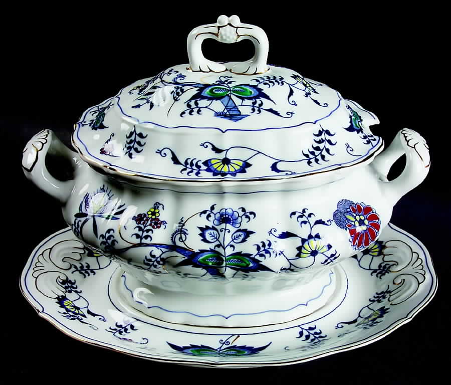Blue Danube (Pat #99183) Tureen & Lid w/Underplate by Mascot (Japan)-1
