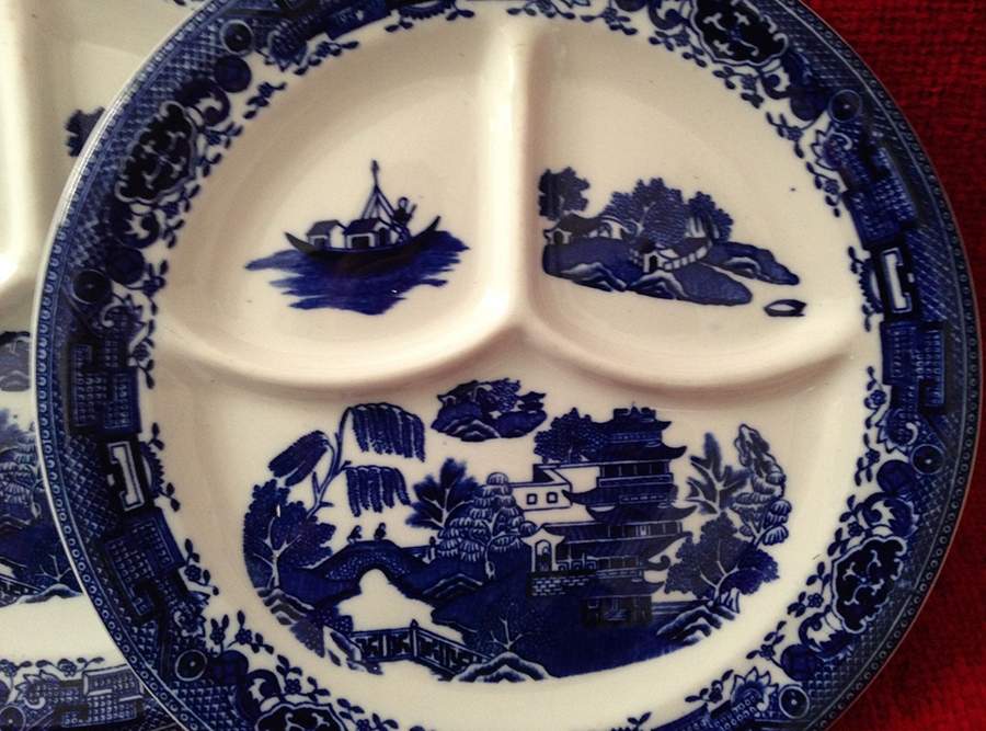 Blue Willow Grill Plate by McNicol-1