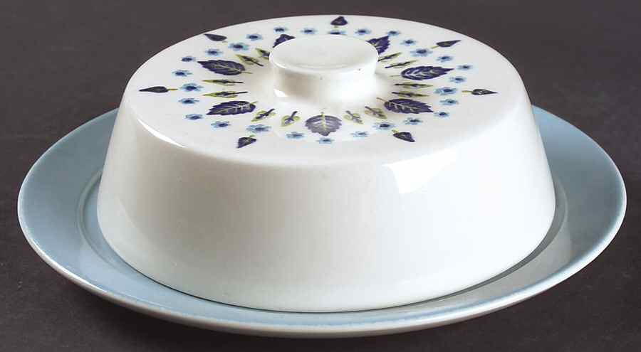 Swiss Alpine Round Covered Butter by Marcrest-1
