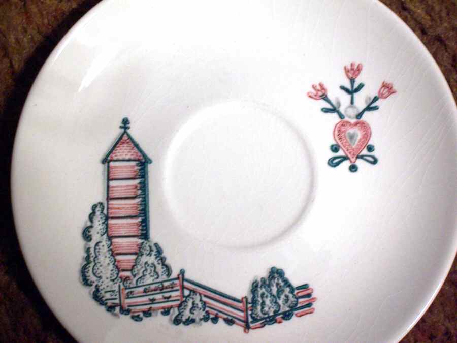 MCR5 Saucer by Marcrest-1