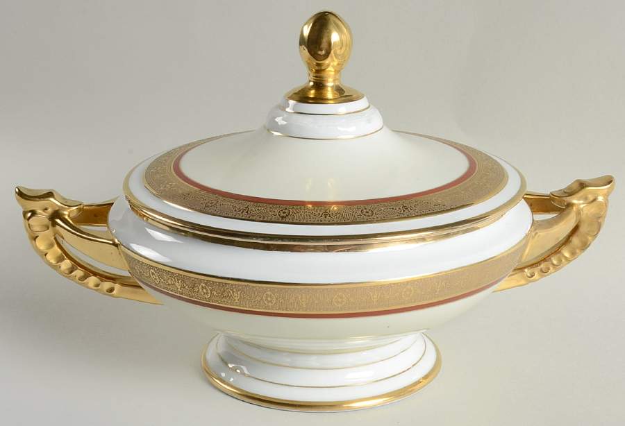 Mai4 Round Covered Vegetable by J S Maier-1