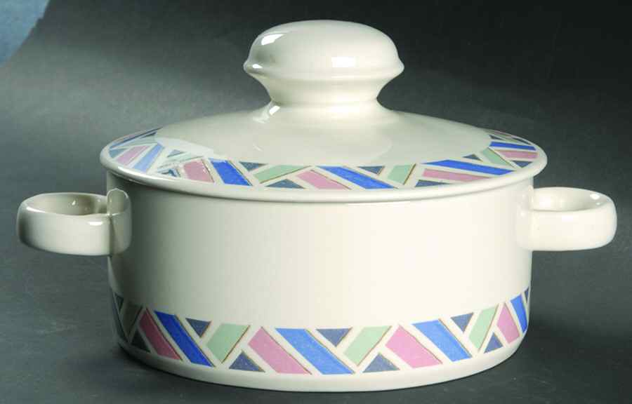 Aztec 1.5 Qt Round Covered Casserole by W R Midwinter Ltd-1