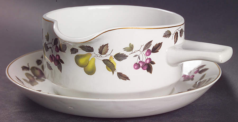 Evesham Gravy Boat & Underplate by W R Midwinter Ltd-1