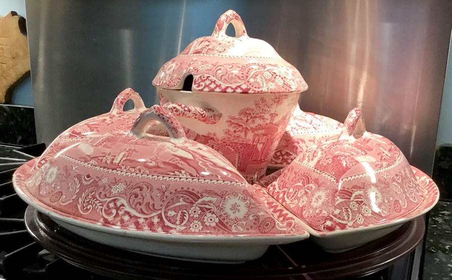 Landscape Red 11 Pc Canterbury Set (Cvrd Sides, Center & Tray) by W R Midwinter Ltd-1