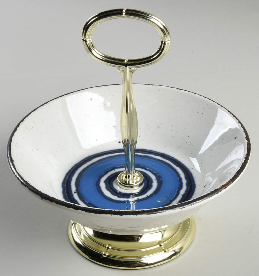 Moon 6"-7" Handled Footed Nut Dish HC by W R Midwinter Ltd-1