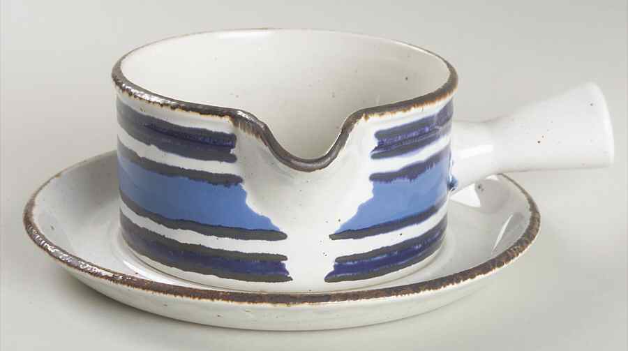Moon Gravy Boat & Underplate by W R Midwinter Ltd-1