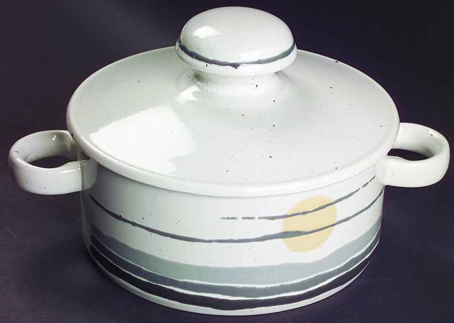 Night 1.5 Qt Round Covered Casserole by W R Midwinter Ltd-1