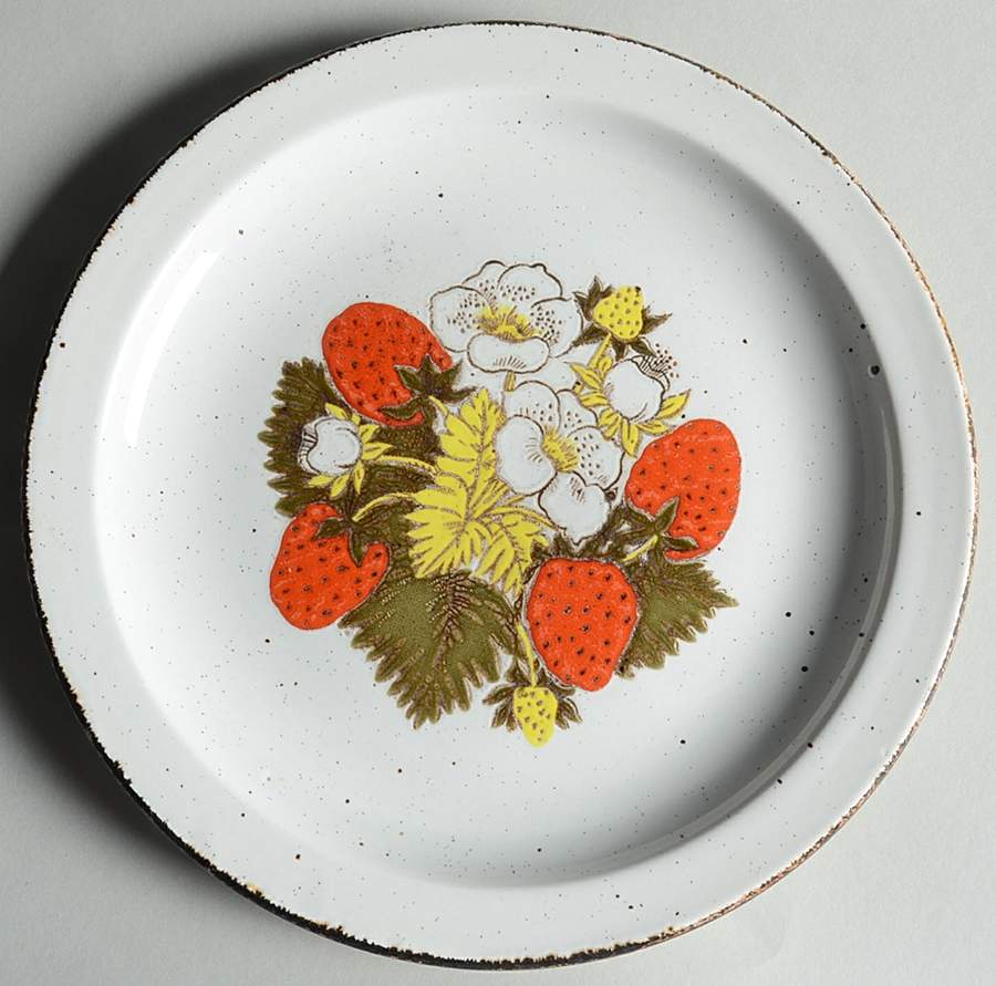 Strawberry Salad Plate by W R Midwinter Ltd-1