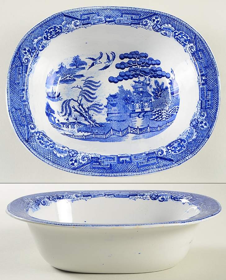 Willow Blue 8" Oval Vegetable Bowl by W R Midwinter Ltd-1